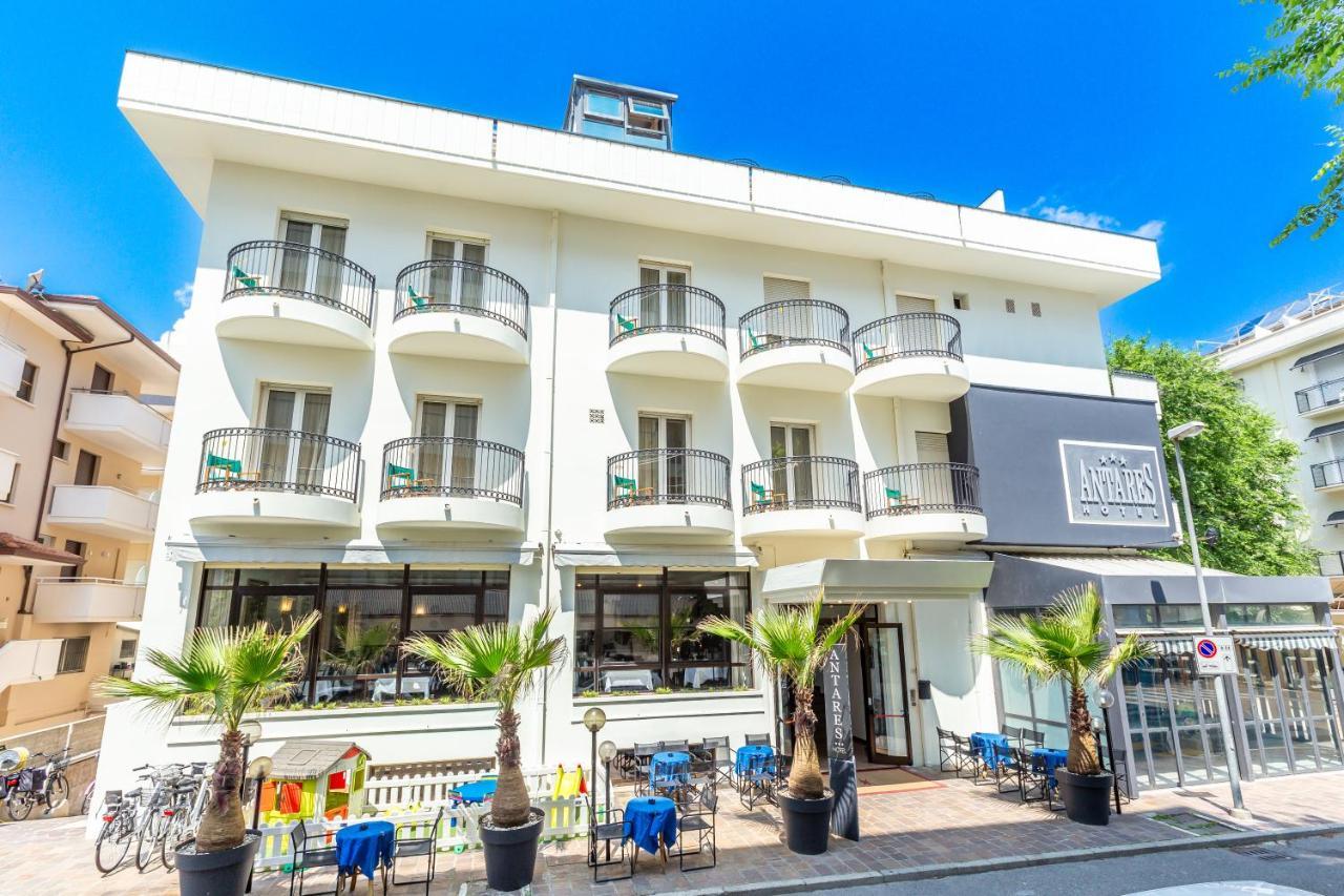 Hotel Antares Cattolica Esterno foto