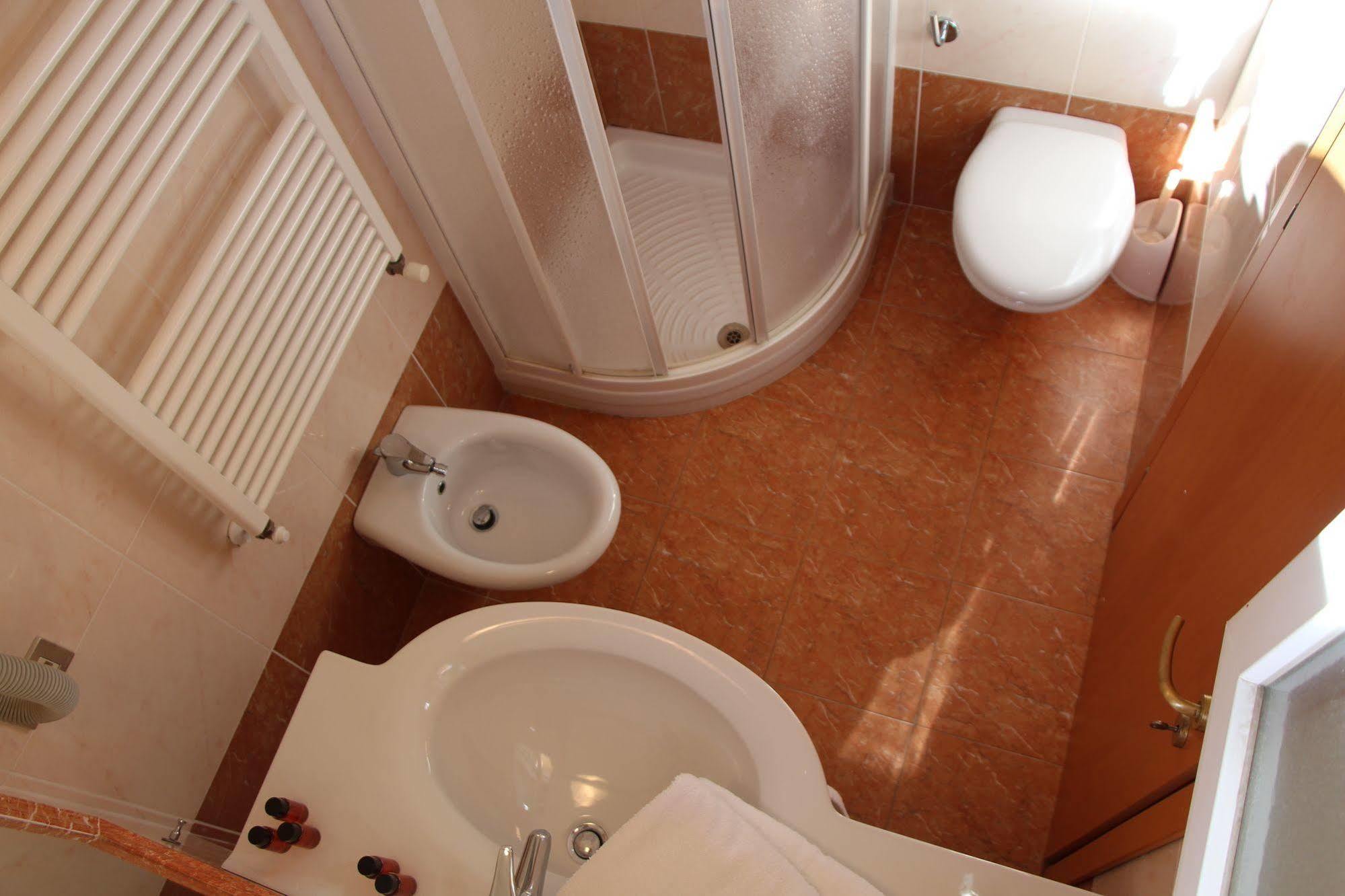Hotel Antares Cattolica Esterno foto